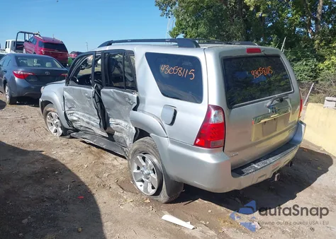 2007 Toyota 4Runner Sr5 V6 from USA, damaged, VIN JTEBU14RX70110412